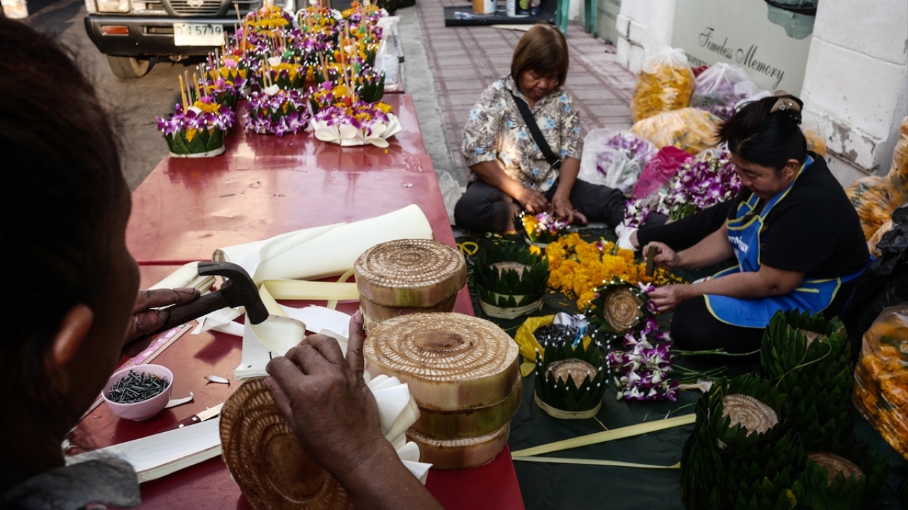 Festivali “Loi Krathong” në Bangkok