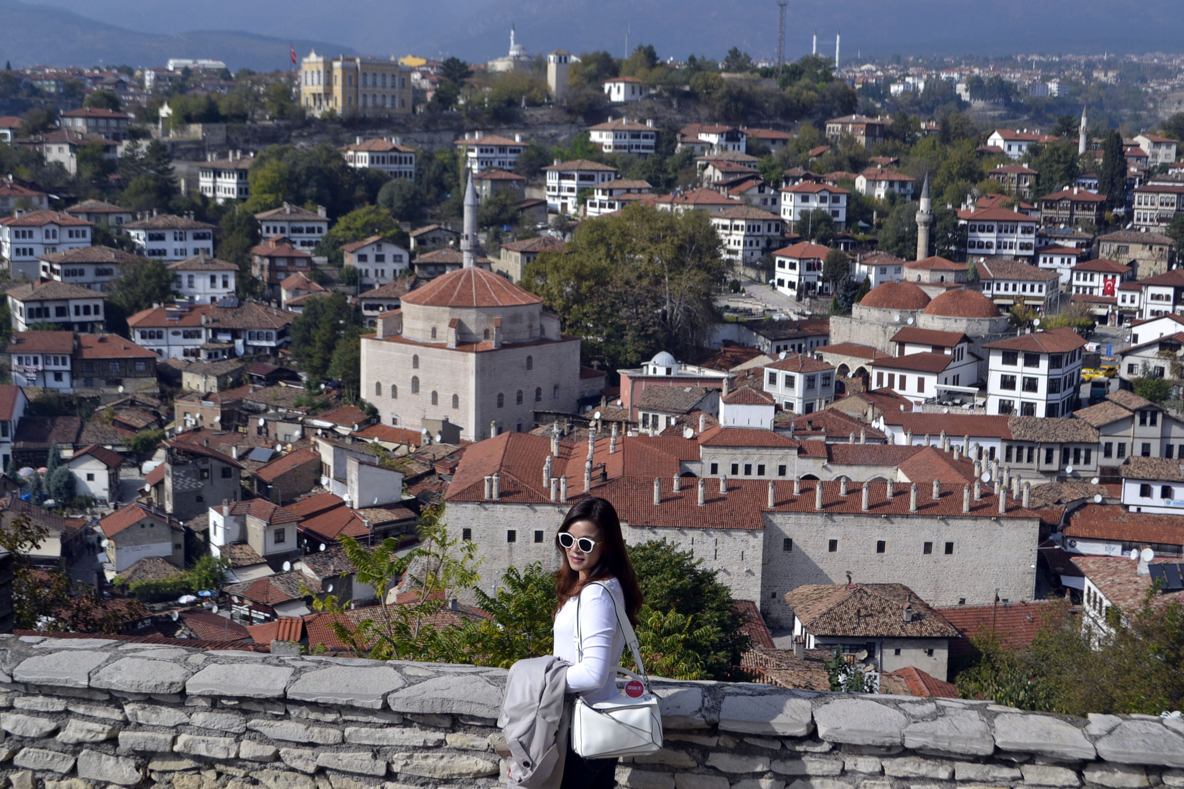 Safranbolu Türkiýäniň demirgazyk günbatarynda ýerleşýän ayaýyp etrapçalardan biri
