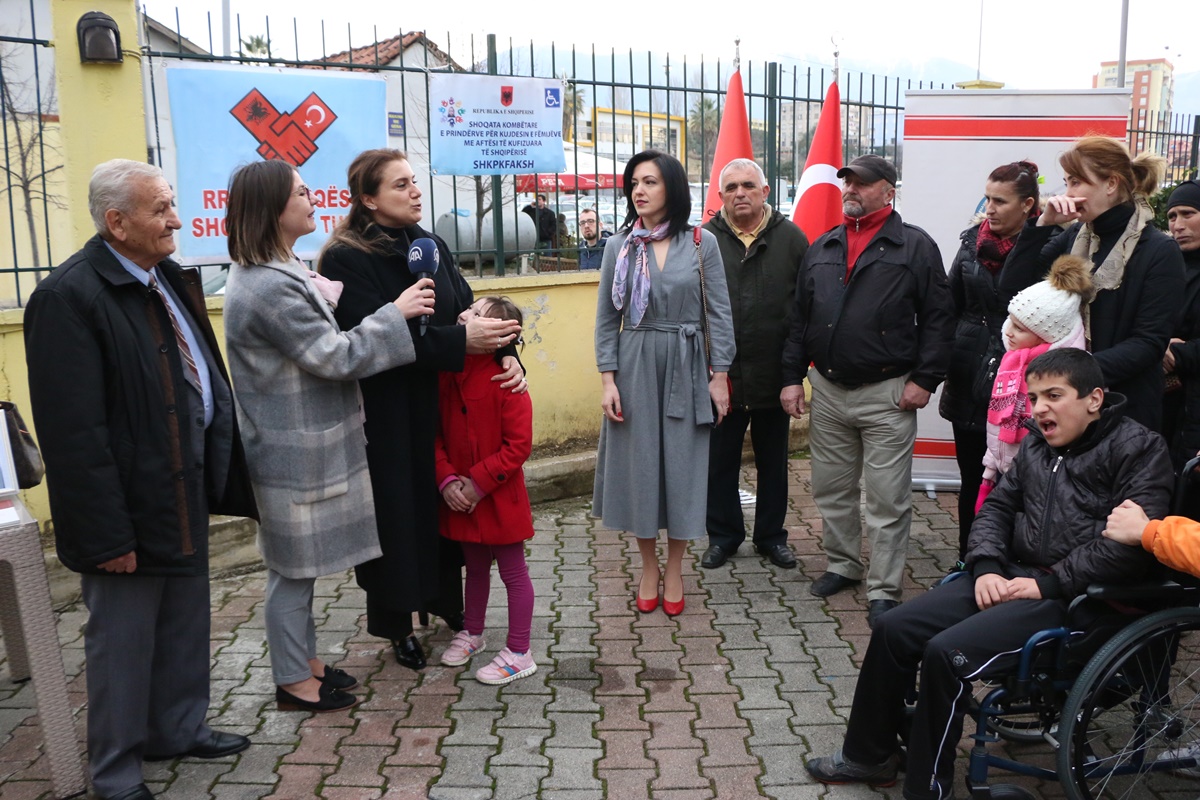 Ndihma për familjet në nevojë në Shqipëri