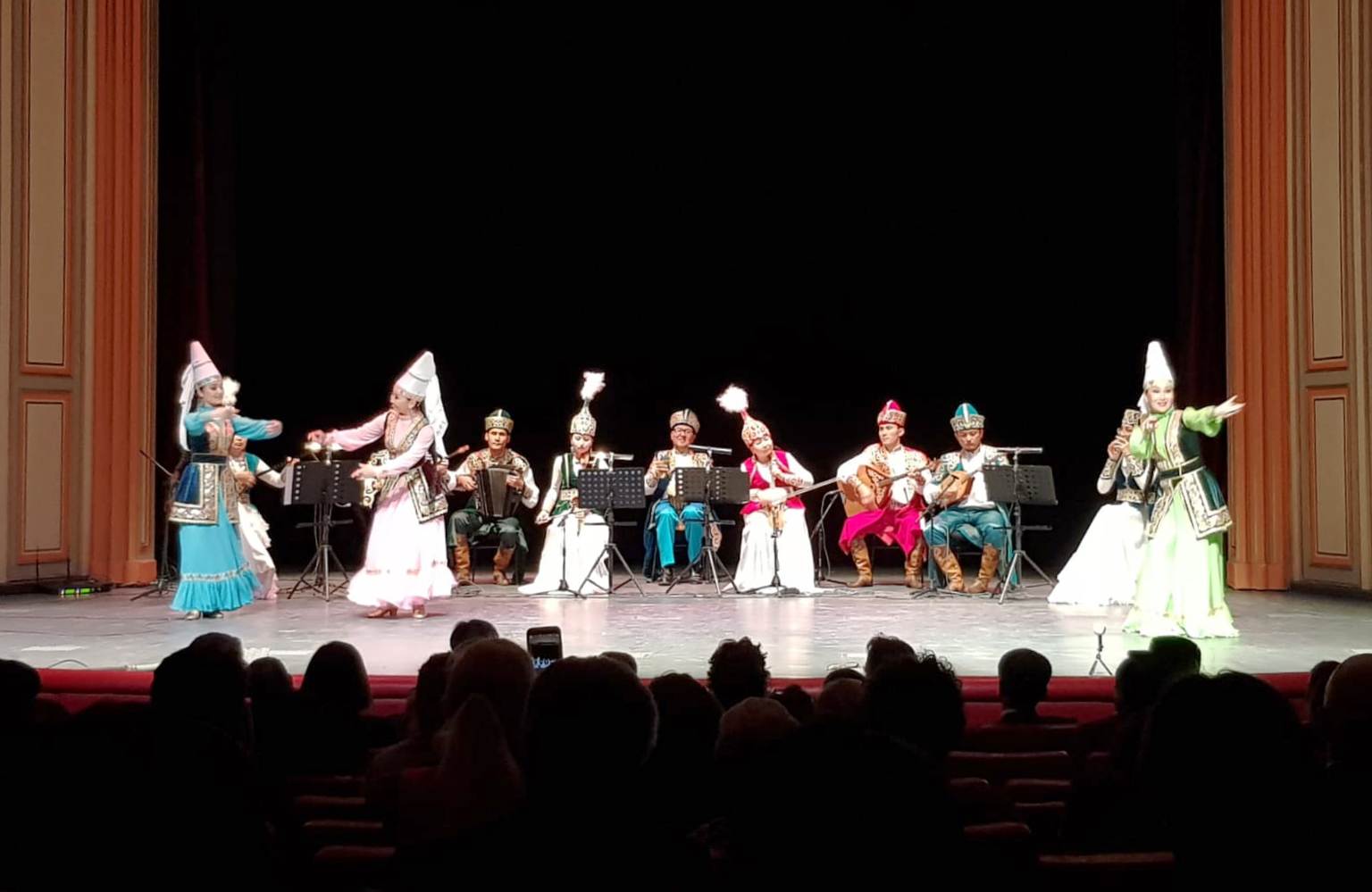 Adırna Folklor və Etnoqrafiya Musiqi Ansamblı_01
