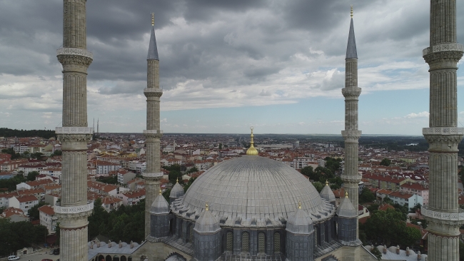 مېمار سىناننىڭ ئىنژېنېرلارنىمۇ ھاڭ – تاڭ قالدۇرغان يادىكارلىقى