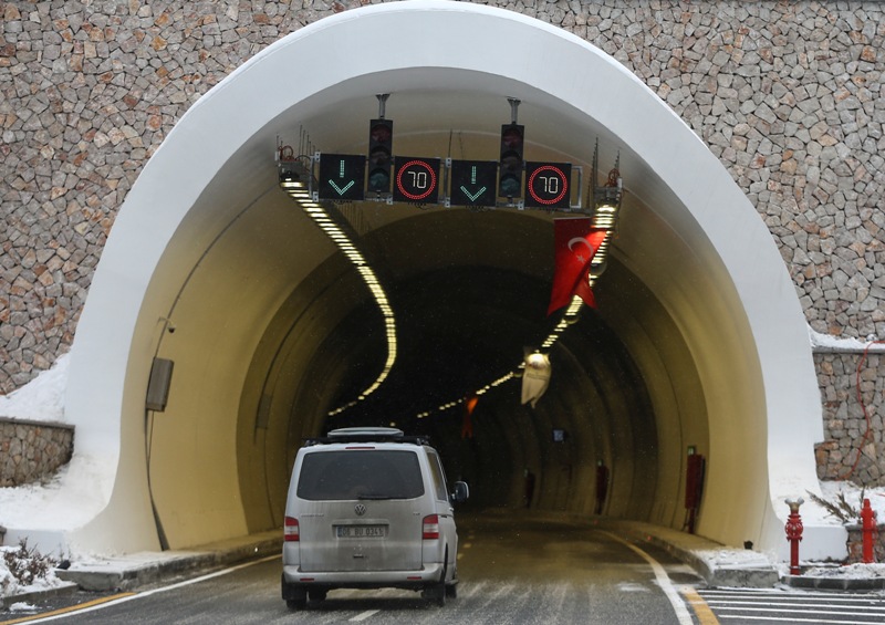 Ilgaz 15 Temmuz tünel Başbakan (9).jpg