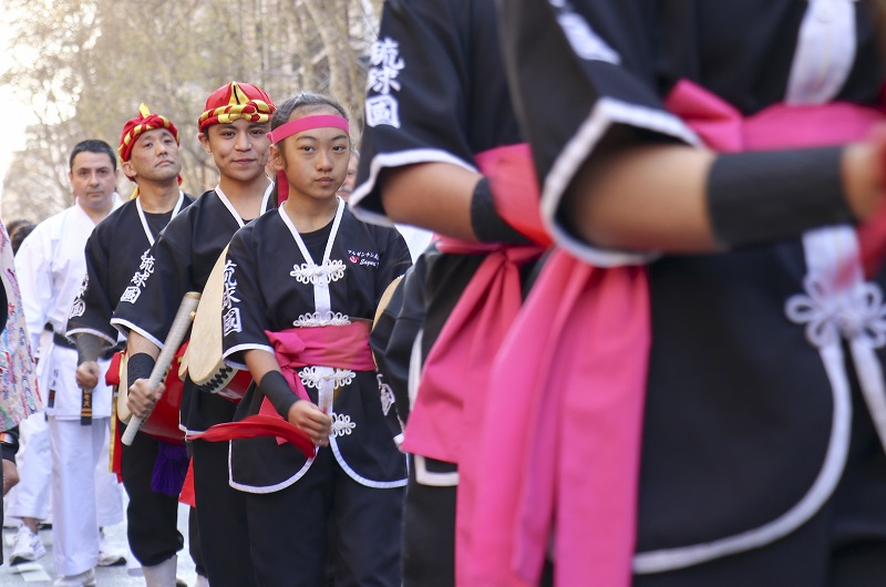 Celebran con desfile tradicional el Día del Inmigrante en Argentina