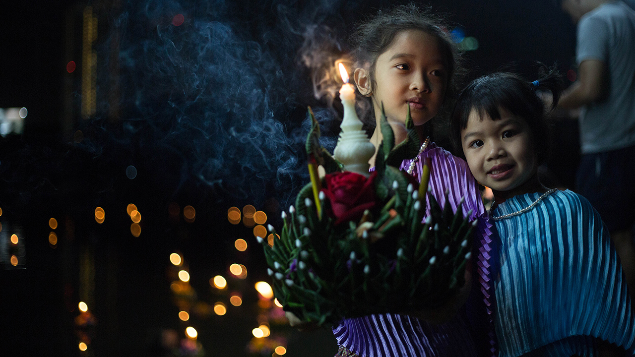 Festivali “Loi Krathong” në Bangkok