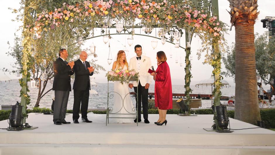 Boda de Kenan Imirzalıoğlu y Sinem Kobal (Hürriyet)