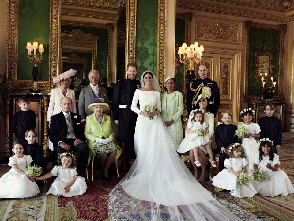 Meghan y Harry comparten fotos oficiales de su boda