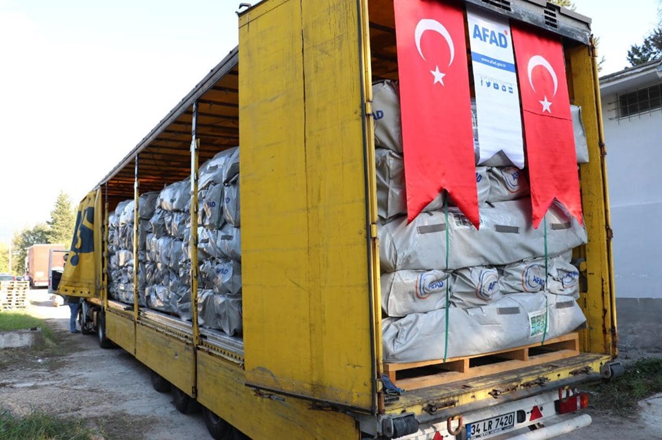 Ndihmat turke për të prekurit nga tërmeti