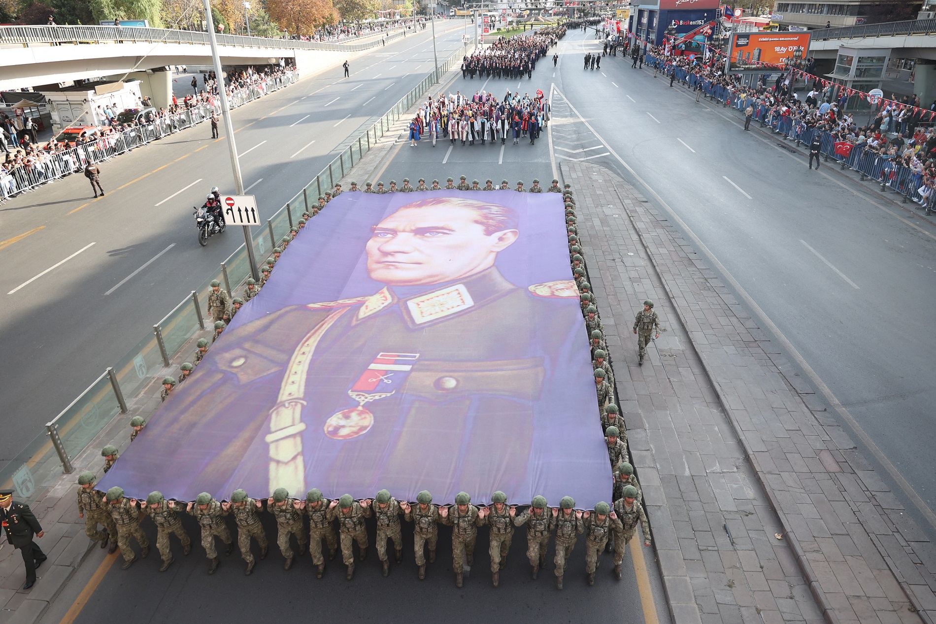 Türkiye conmemora el 85 aniversario de la muerte de Mustafa Kemal Atatürk