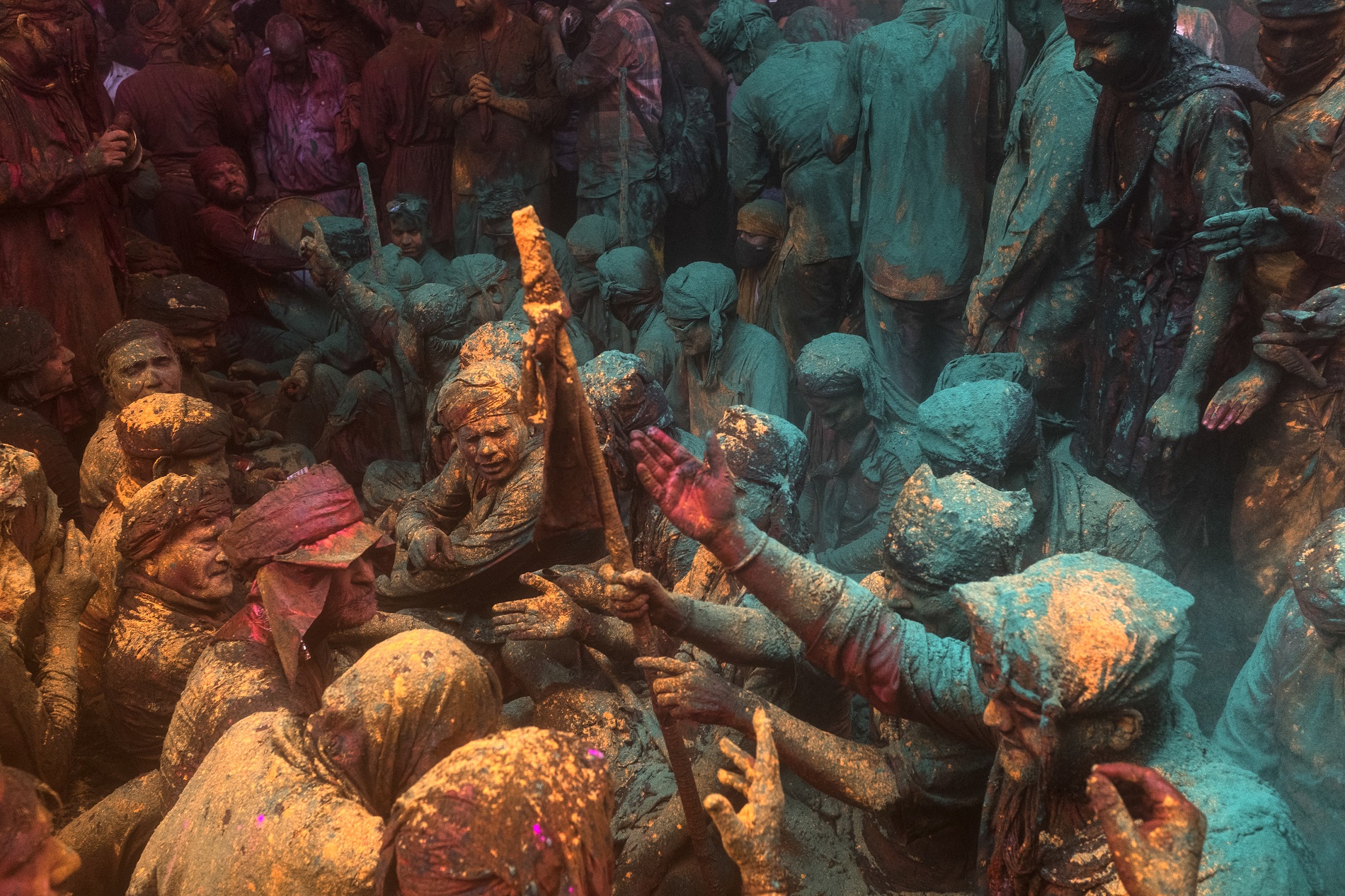 India celebra el Holi, el festival de los colores