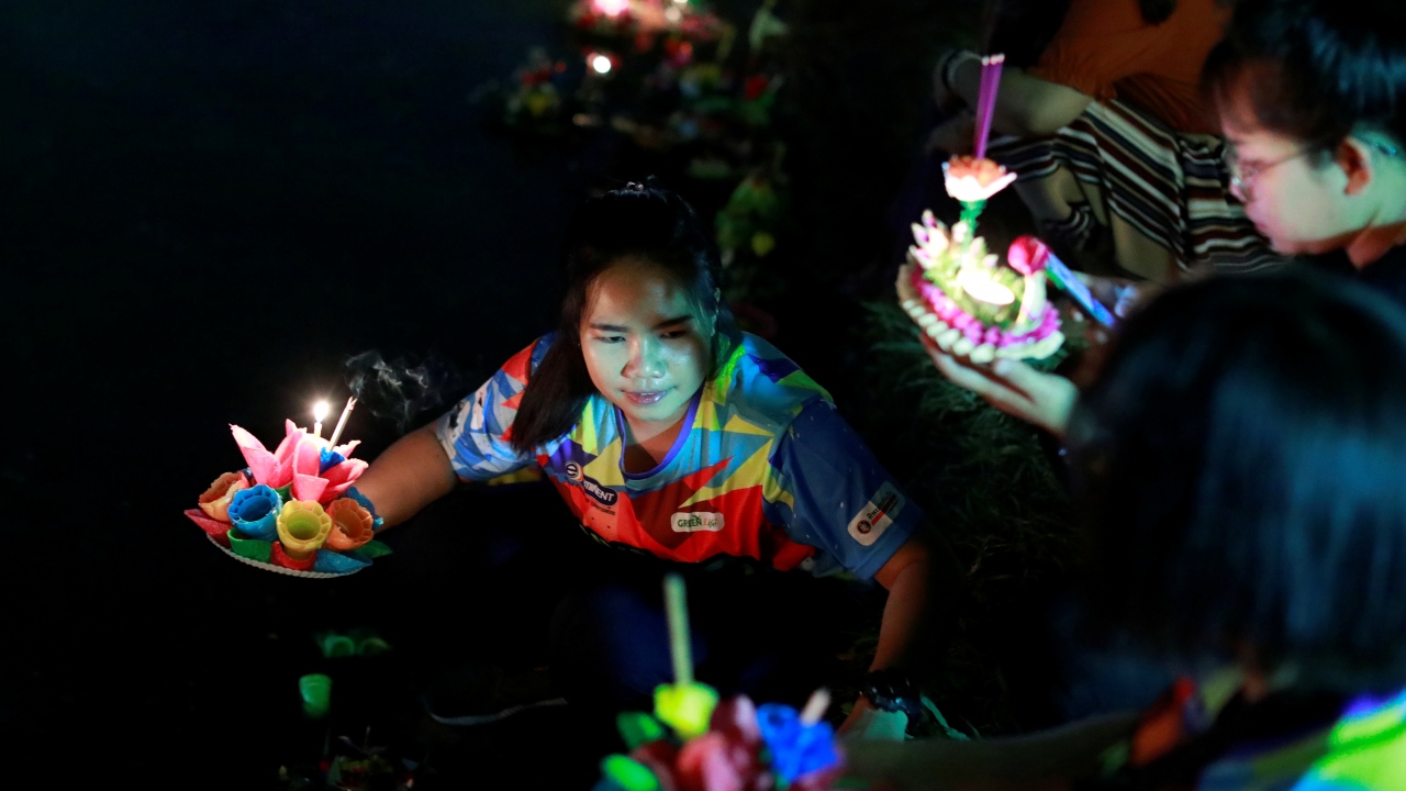 Festivali “Loi Krathong” në Bangkok