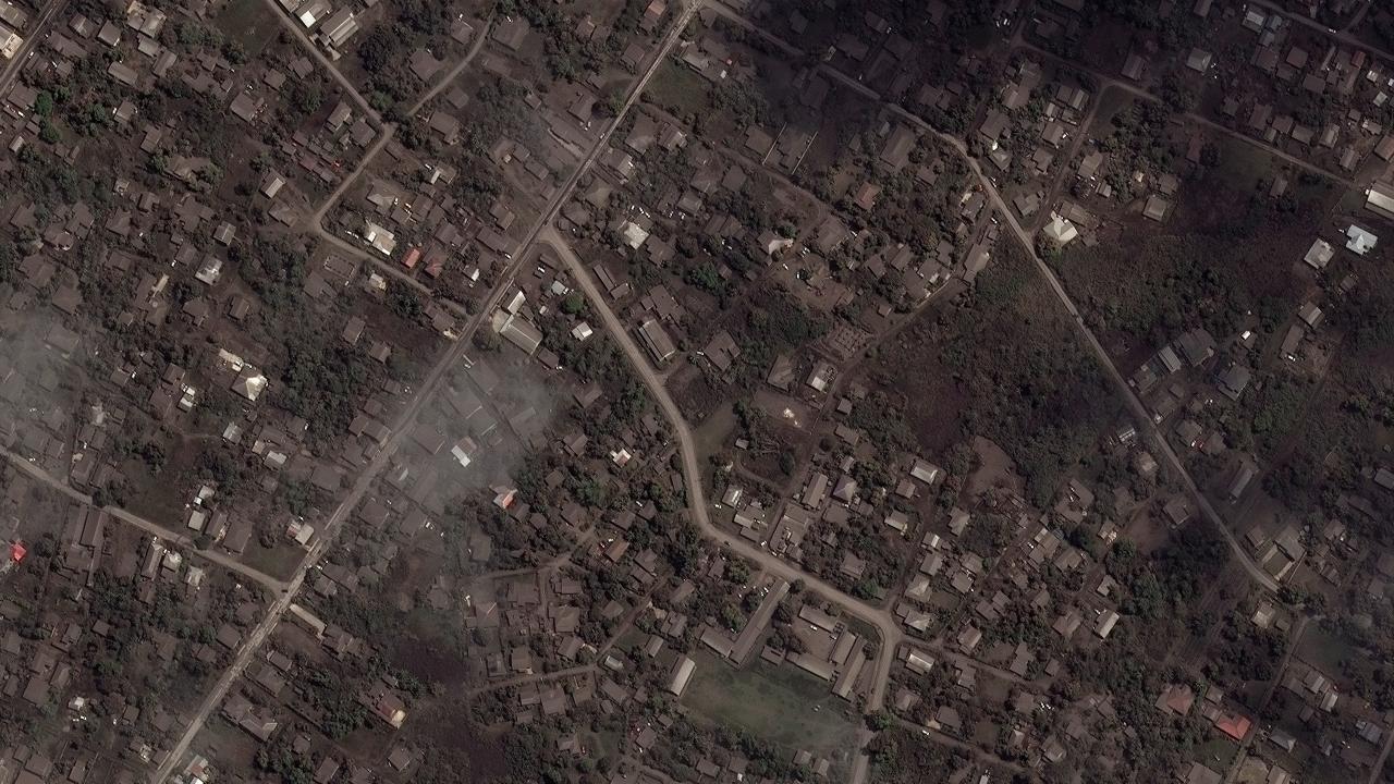 Después de la erupción inmensa en Tonga las costas de Perú se transformaron en negra