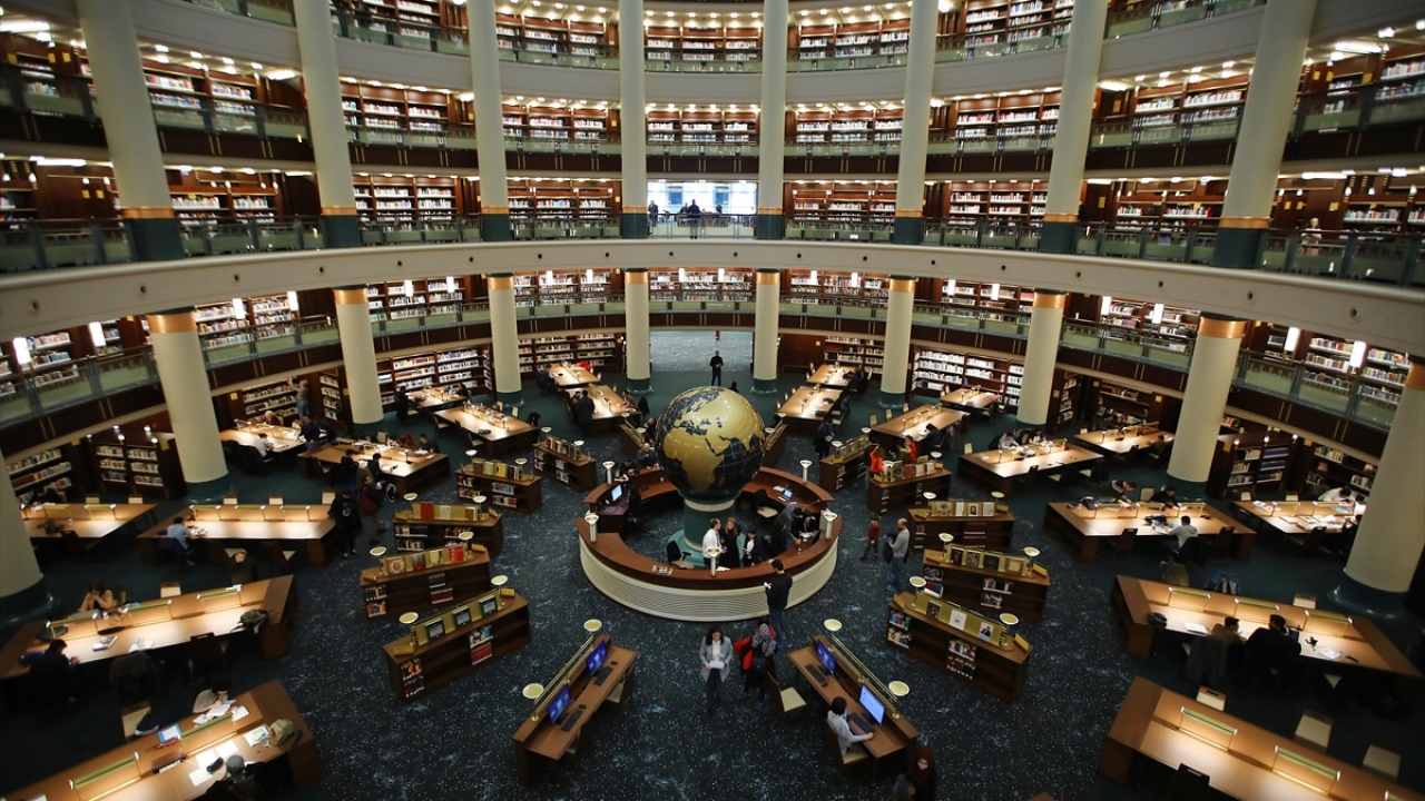 La mayor biblioteca de Turquía tiene un área cubierta de 125 mil metros cuadrados y tiene capacidad para albergar a 5.000 personas al mismo tiempo