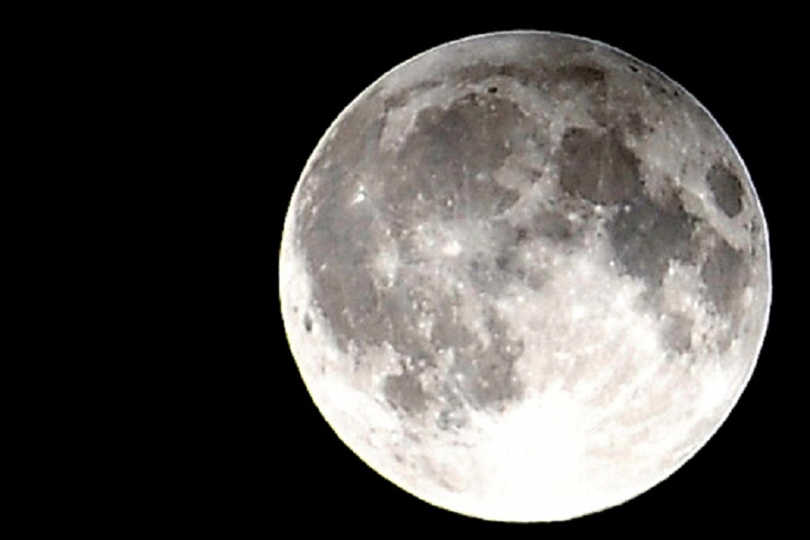 گردش به دور ماه پس از 45 سال
