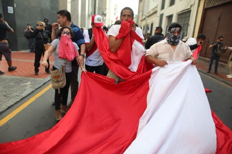 Manifestaciones en Perú por indulto a Alberto Fujimori