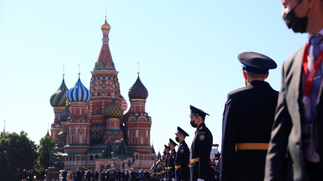 Desfile del Día de la Victoria aplazado en Moscú