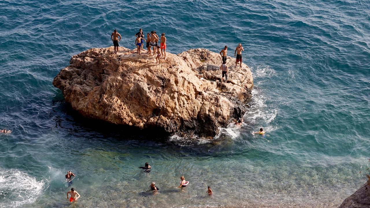 Turistas en Antalya