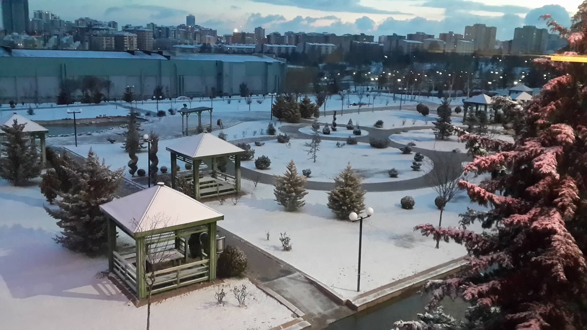 春の始まりの3月にアンカラで雪