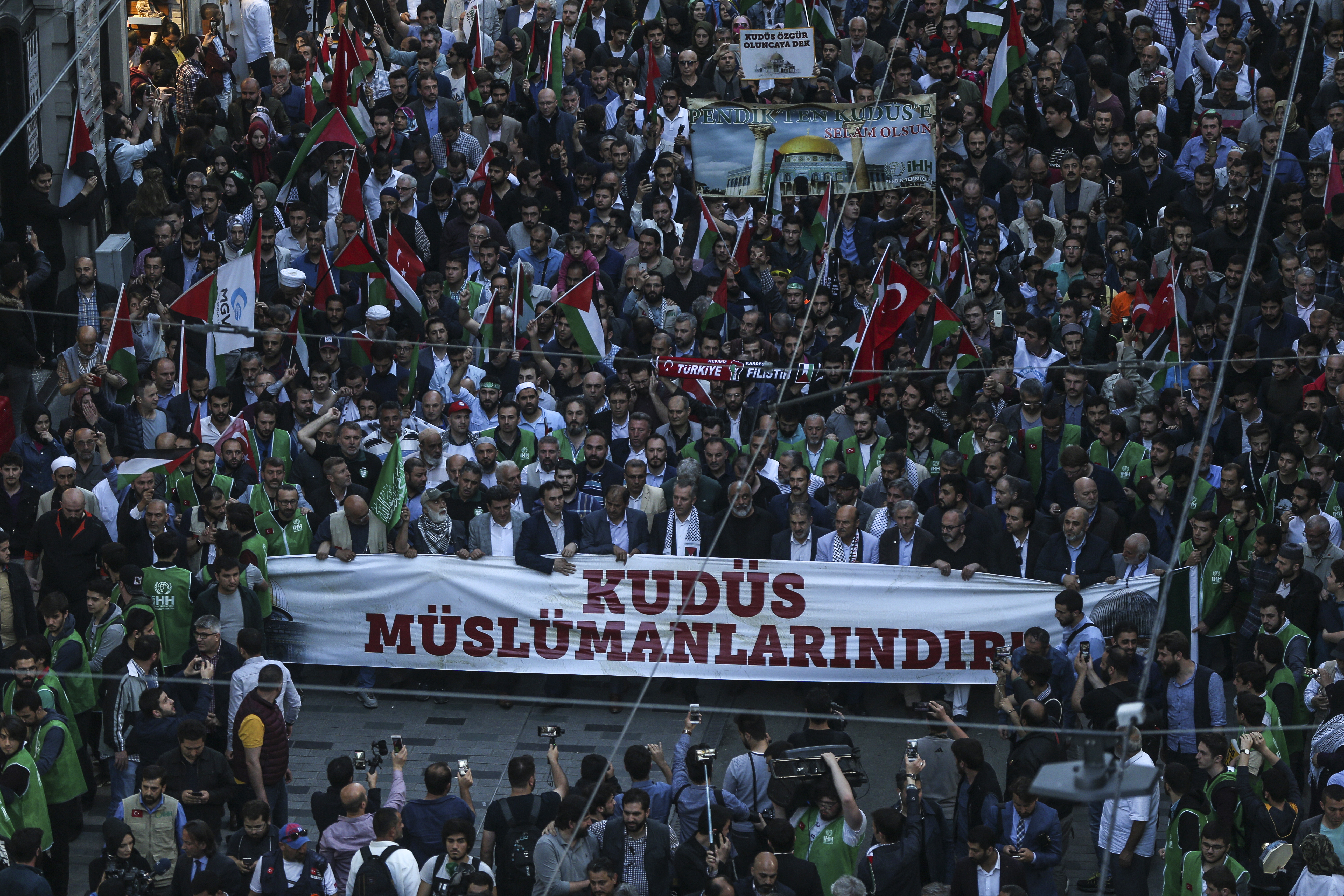 istanbul kudus.jpg