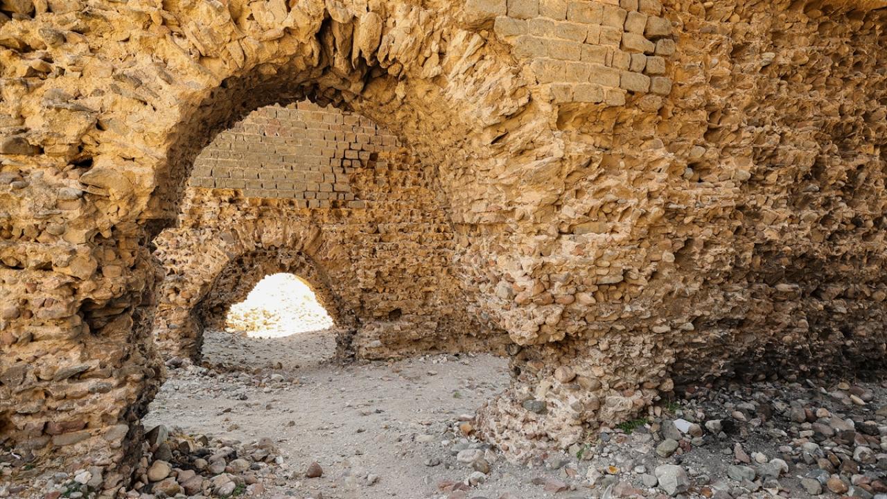 Bergama Antik Kenti Kolezyum3.jpg