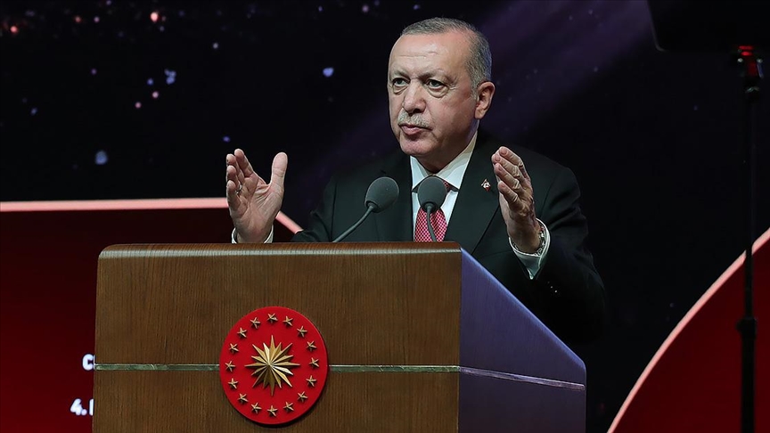 Le président Erdogan participe au Forum Tchinguiz Aïtmatov Issyk-Gol avec son homologue kirghize
