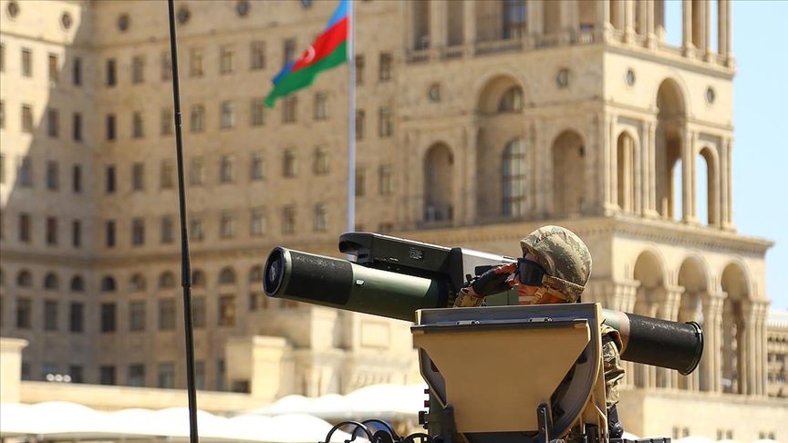 мудапиә министирлиқи әзәрбәйҗан армийәсиниң армийә байримини тәбриклиди