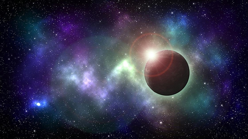 加拿大科学家发现3500万光年远处的超新星发生爆炸