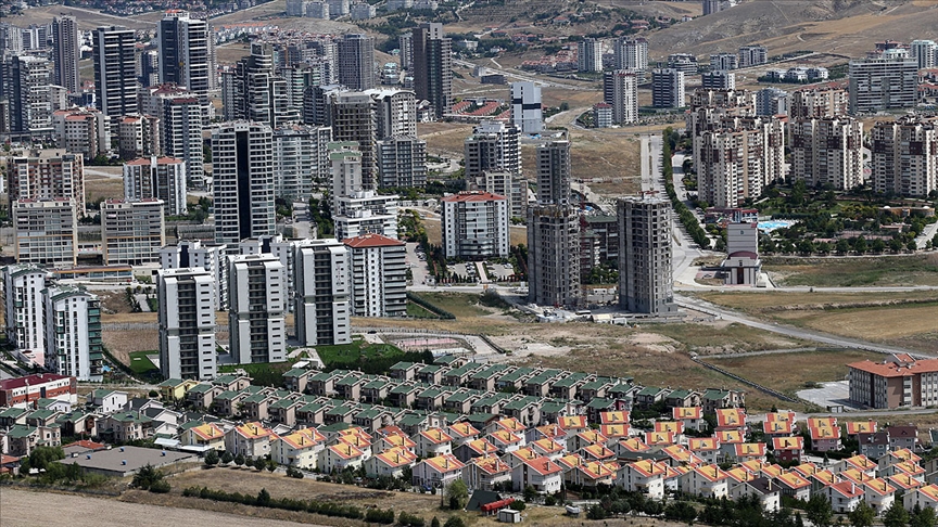 Gjatë tetorit në Turqi të huajve u janë shitur 5.893 shtëpi