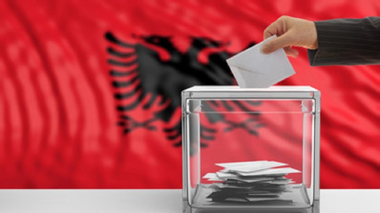 Filloi procesi i votimi për zgjedhjet parlamentare në Shqipëri