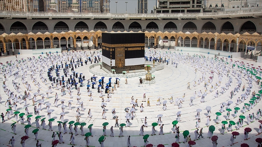 Umra ziyoratiga kelgan musulmonlar koronavirusga qarshi emlanishi talab qilinadi
