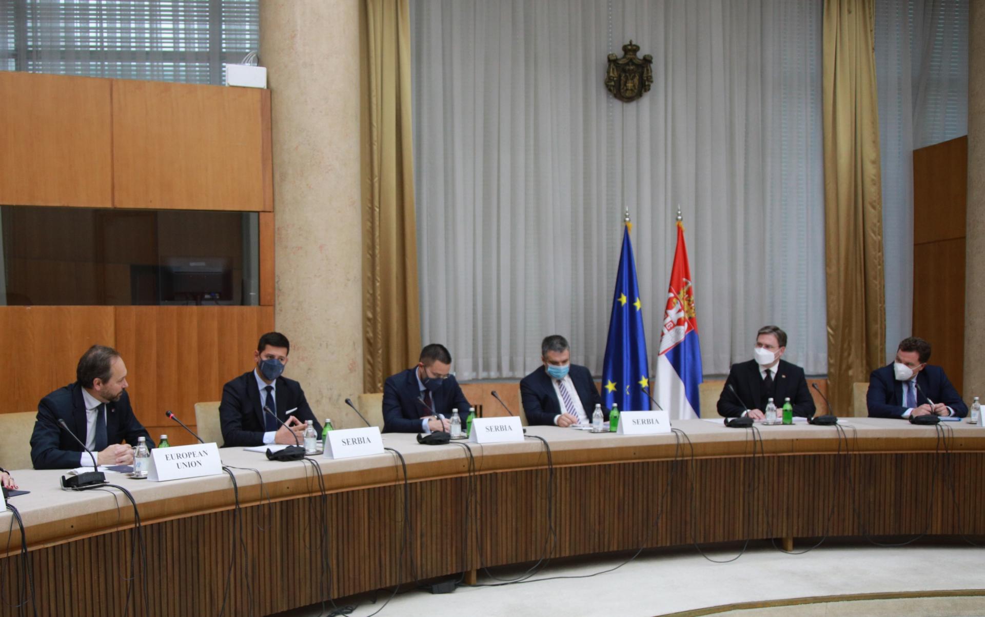 Selaković s šefom Delegacije EU i ambasadorima razgovarao o evropskim integracijama Srbije