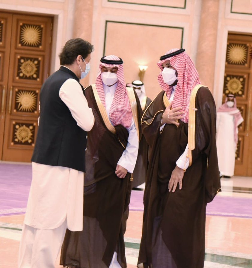 سعودی حکومت نے پاکستان کو3 ارب ڈالرز کی امداد دے دی،ادھار تیل بھی ملے گا