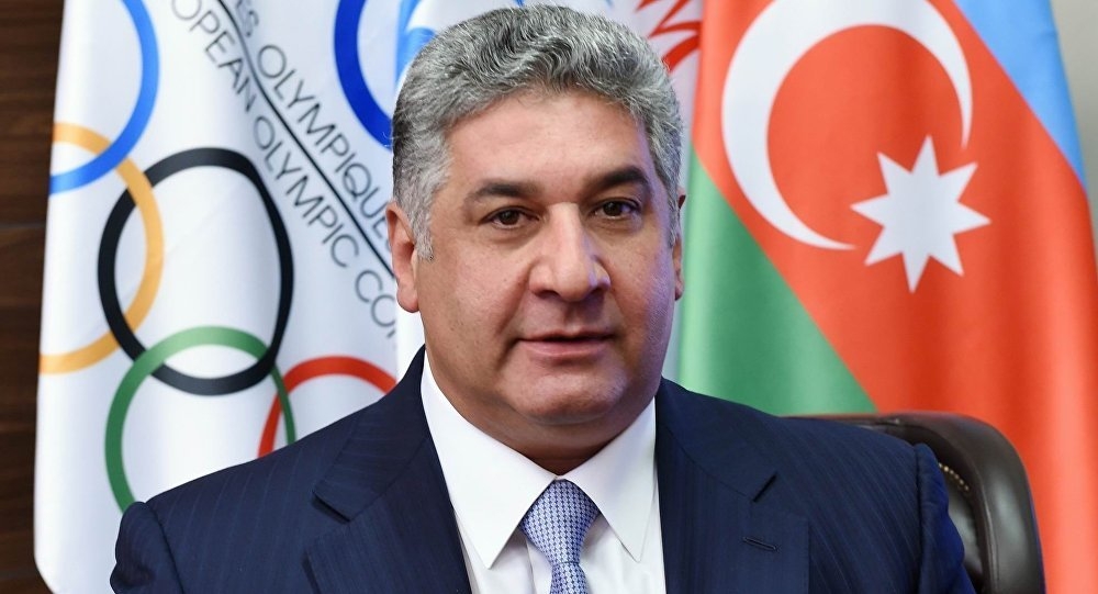 Mövlud Çavuşoğlu Azad Rəhimovun vəfatı ilə əlaqədar başsağlığı verib