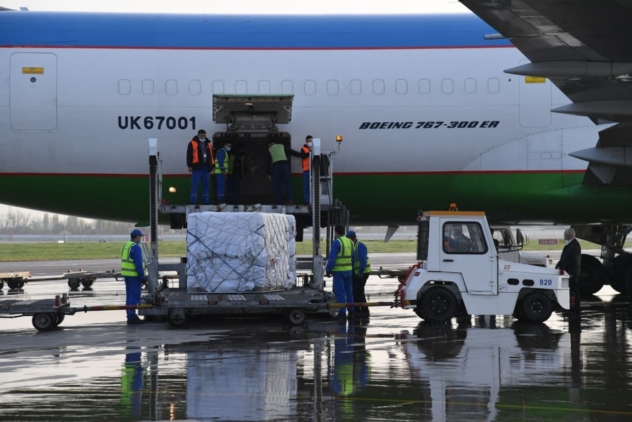 O’zbekistonga 1 mln doza vaksina olib kelindi