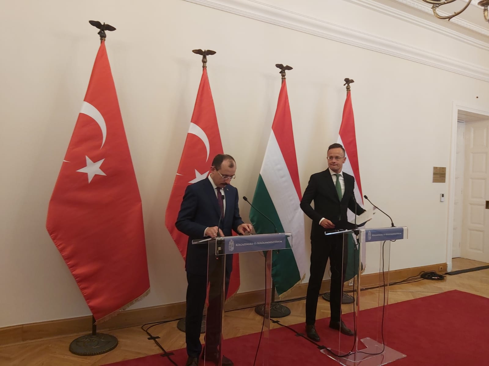 Erdogan, incontri con leader a margine del Froum di Diplomazia ad Antalya
