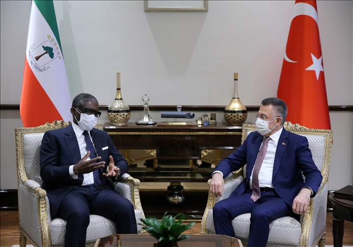 Oktay se encontrou com o vice-presidente da Guiné Equatorial, Mangue