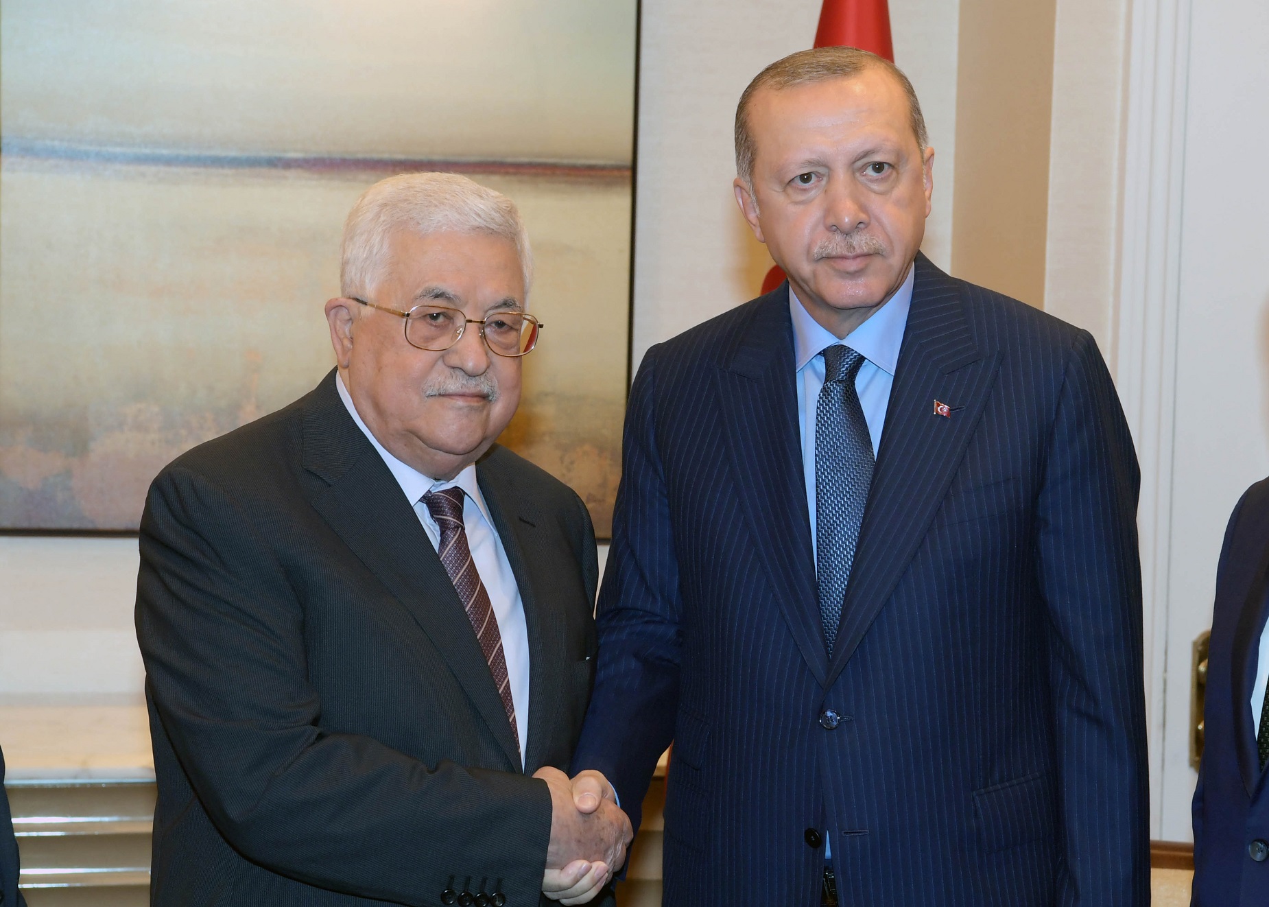 Erdogan habla por teléfono con Abás y Janiya, y expresa su apoyo a la causa palestina