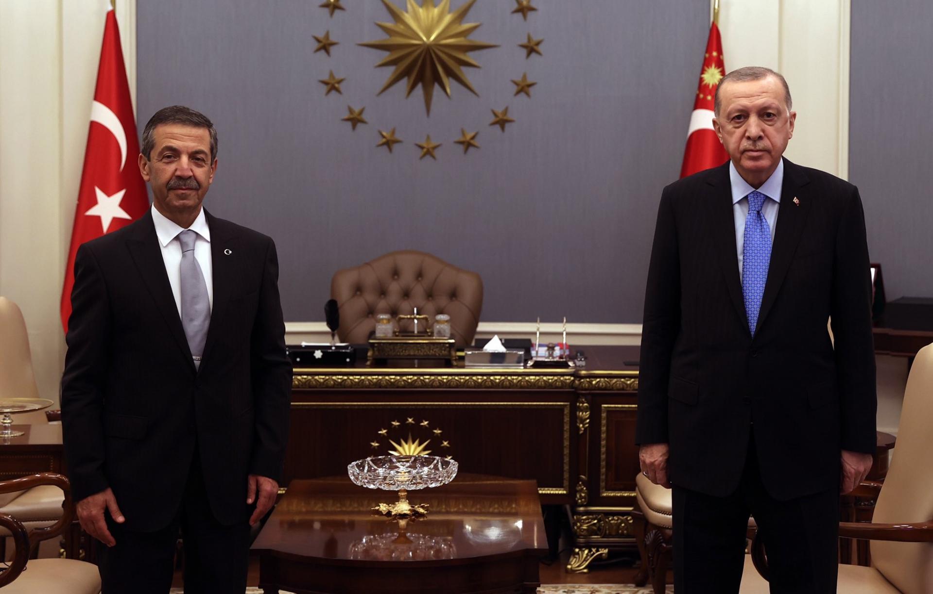 Ärdoğan Ärtuğruloğlunı qabul itte