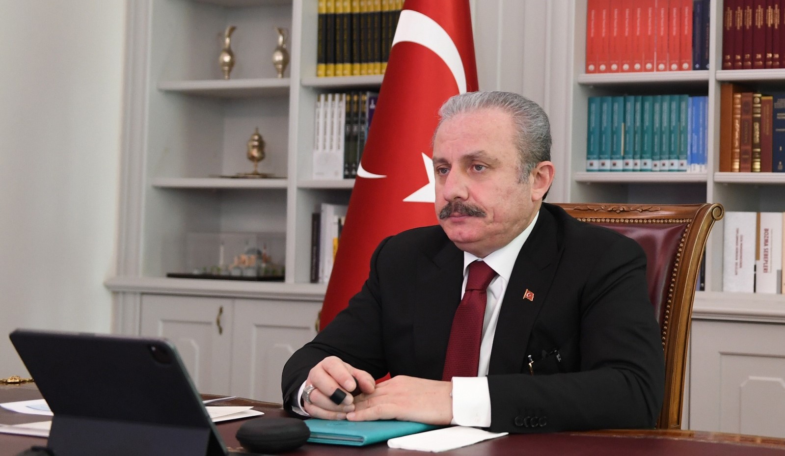 Repúdio na Turquia ao assassinato de 13 cidadãos turcos por terroristas do PKK