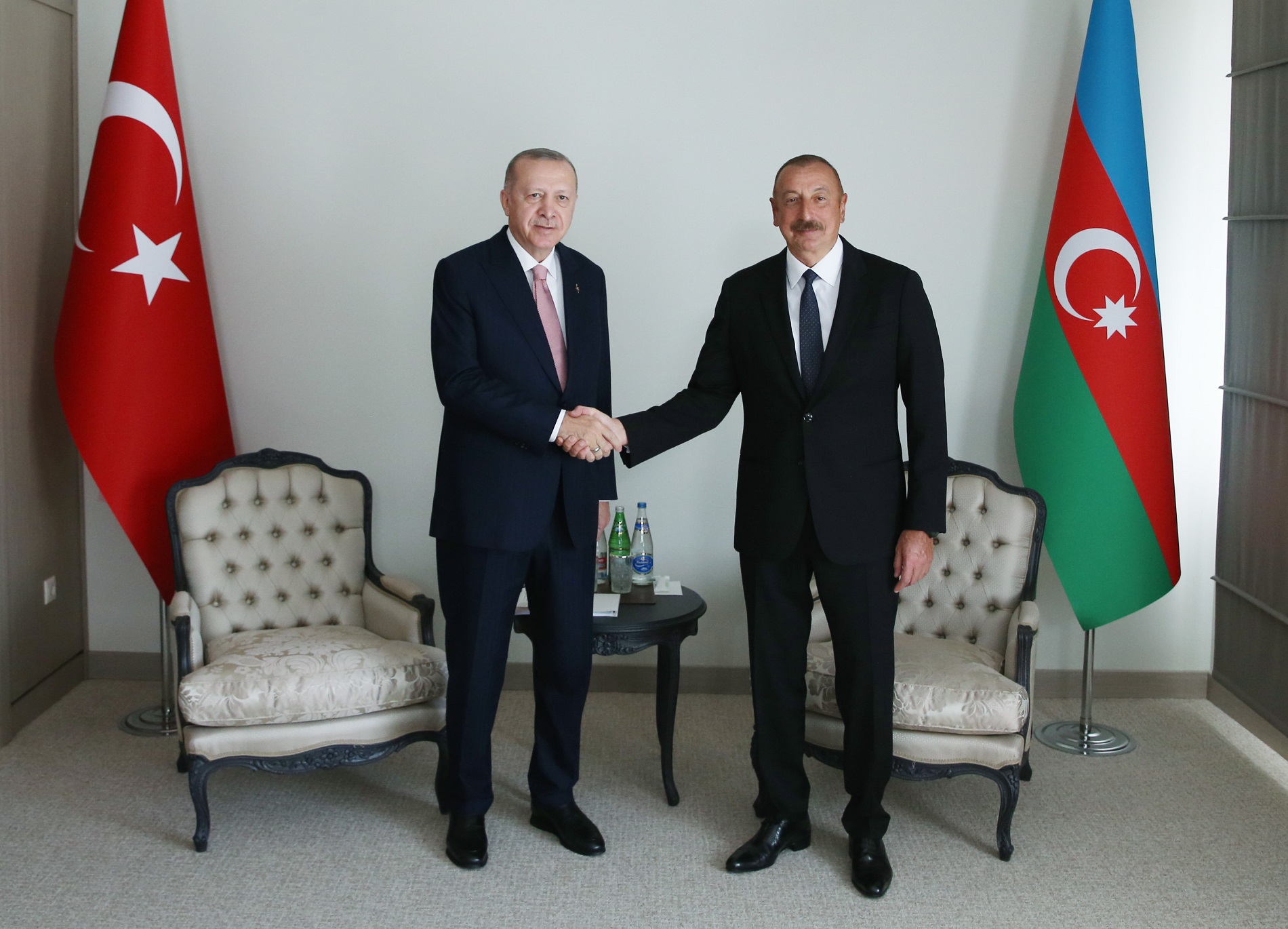 Aliyev Törkiyäneñ Cömhüriyät bäyrämen qotladı