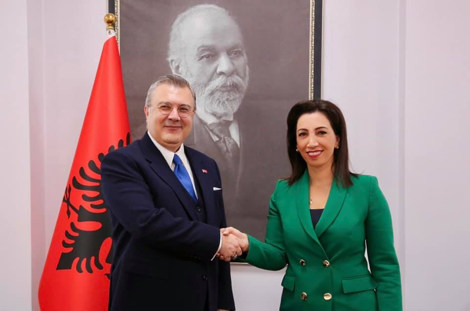 Shqipëri-Turqi, thellim i bashkëpunimit në fushën e arsimit dhe sportit