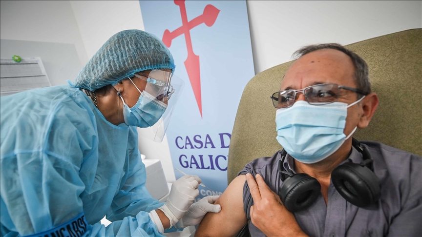 Uruguay registra la mayor cantidad de casos de COVID-19 por cada millón de habitantes en el mundo