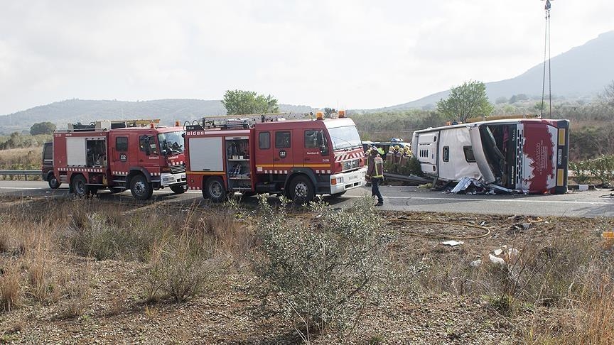 Aumentó a 34 el número de fallecidos en caída de un autobús por acantilado en Perú