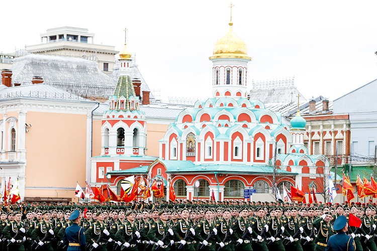 Russiýada Ýeňiş baýramy bellenilip geçildi