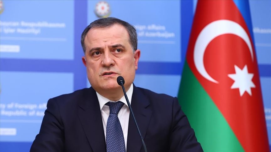 Azerbaýjan, Türkiýä Gynanç Bildirdi