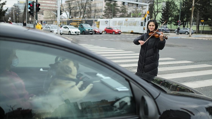 La violinista peruana sueña con ver Turquía