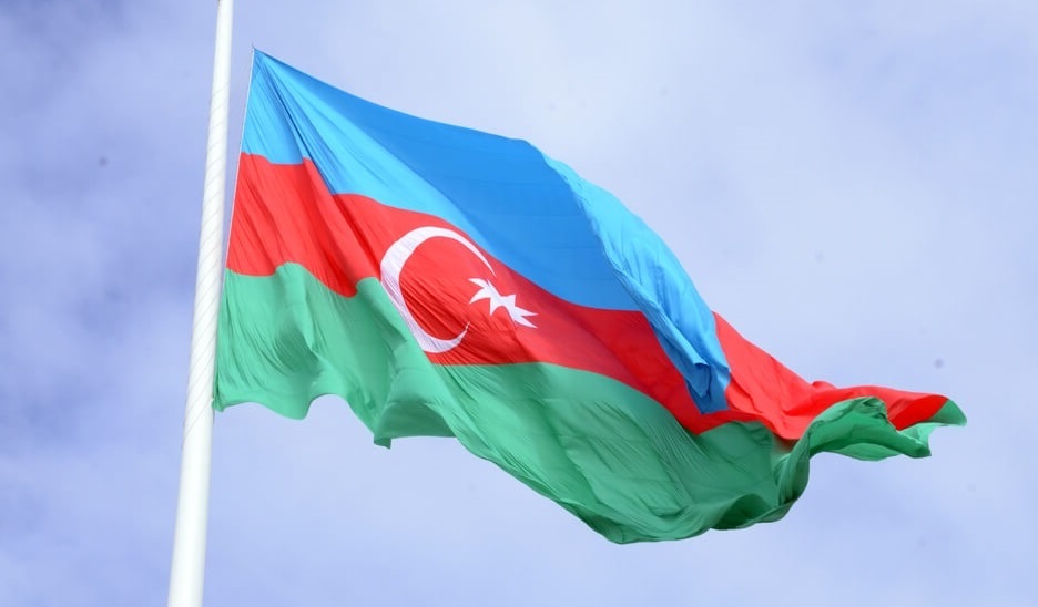 دونیا آذربایجانلیلارینین دایانیشما گونو قوتلو اولسون