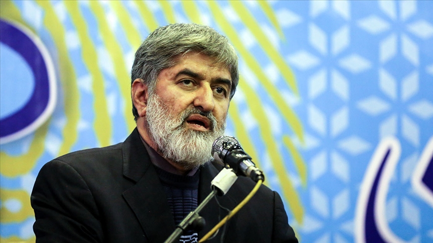 ایرانده علی مطهری جمهور رئیسلیک سیلاویده کاندید ایکن لیگینی بیلدیردی