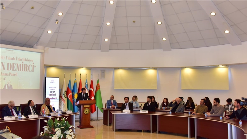 برگزاری مراسم بزرگداشت هشتادمین سالروز تولد حسن دمیرچی در آنکارا