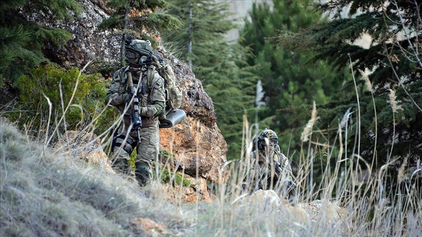 L'armée turque neutralise 5 terroristes du PKK dans le nord de l'Irak