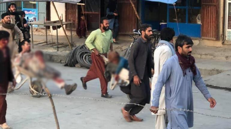 Explosiones en el Aeropuerto Internacional Hamid Karzai en Kabul dejan muertos